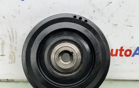 BMW 5 GT F07 Crankshaft pulley 7570263 11237570263