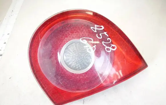 Volkswagen Golf V Tailgate rear/tail lights 4vfx15500aa 4vfx-15500-aa