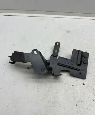 Renault Megane IV ABS pump bracket 210199991R C7L10