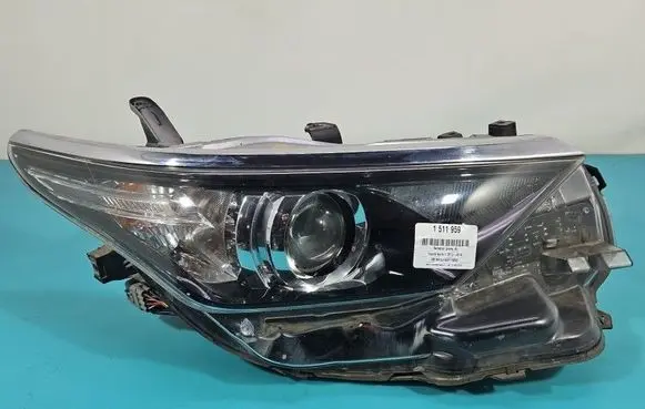 Toyota Auris E180 Headlight/headlamp 81110-02K30 IMPRK1511959