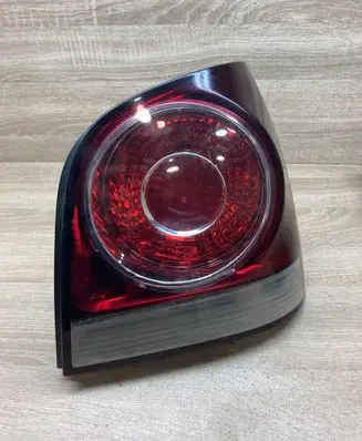 Volkswagen Polo Rear/tail lights 11B115B 98685 Rightside