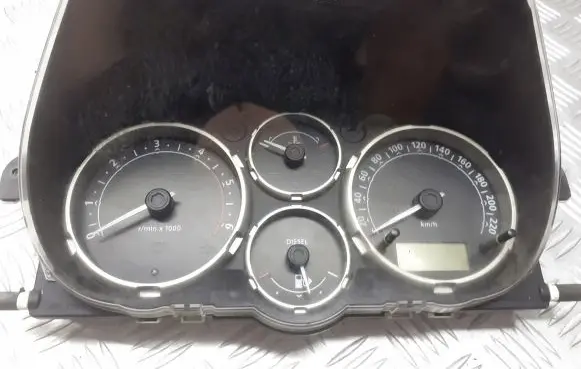 Land Rover Freelander Tachometer YAC501150