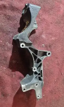 Volvo S80 Generator/alternator bracket 9180698