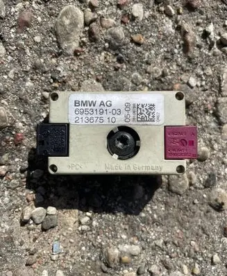 BMW 5 E60 E61 Antenna control unit 695319103 213675