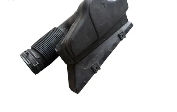 Audi Q3 8U Air intake duct part 8U0129618G 1KD805962