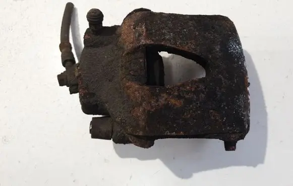 Volkswagen Golf V Front brake caliper
