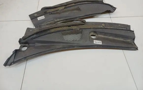 Nissan Primera Wiper trim 66862AU310