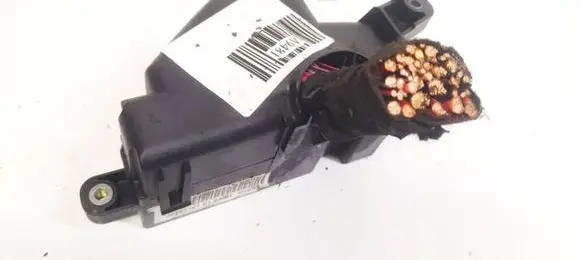 Volkswagen PASSAT B6 Fuse box set