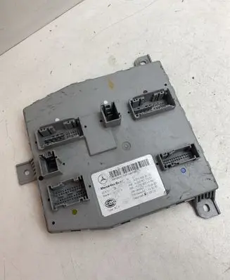 Mercedes-Benz C W205 Comfort/convenience module A2059003913