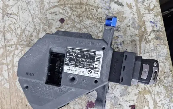 BMW 7 E65 E66 Ignition lock 6972681 5WK48020A 36361111