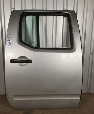 Nissan Navara D40 Rear door 