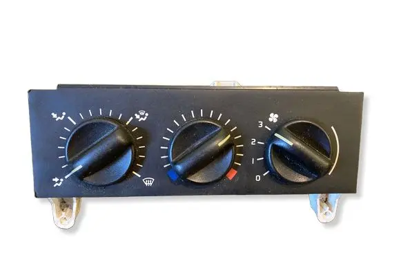 Renault Master II Climate control unit 133761F 101052