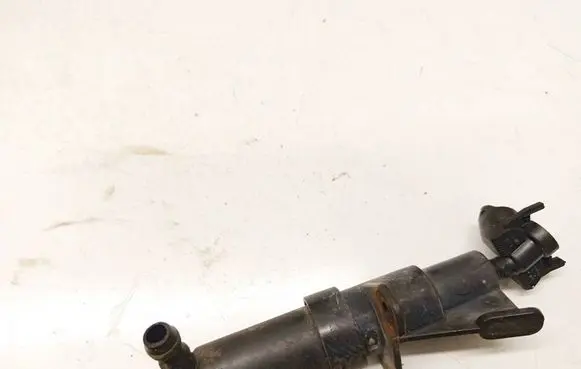 Skoda Octavia Mk2 (1Z) Headlight washer spray nozzle 1307030224 1z0955966a