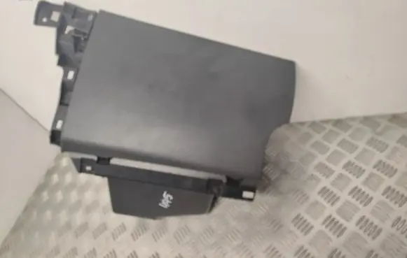 Peugeot 508 RXH Glove box 9686450877