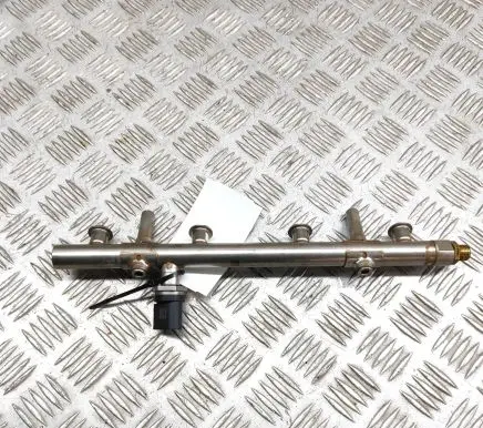 Porsche Macan (95B) Fuel main line pipe 06K133317AB 06J906054J