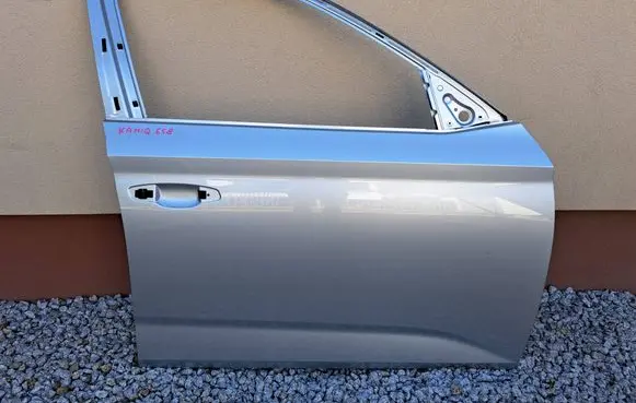 Skoda Kamiq Front door