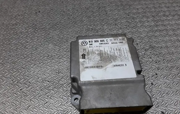 Volkswagen Golf V Airbag control unit/module 1K0909605C 5WK43413