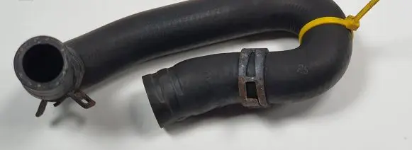 Mercedes-Benz GLK (X204) Engine coolant pipe/hose A2048300196