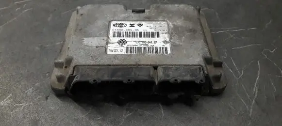 Volkswagen Polo VI Engine control unit/module ECU 61600.495.04