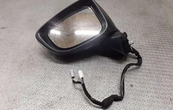 Mazda 6 Front door electric wing mirror E4024038