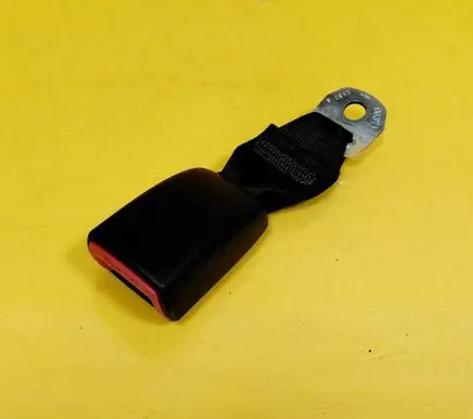 Peugeot 107 Front seatbelt buckle E034501