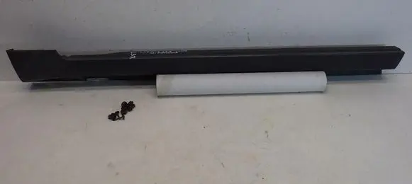 Chevrolet Volt I Front sill trim cover 96804211