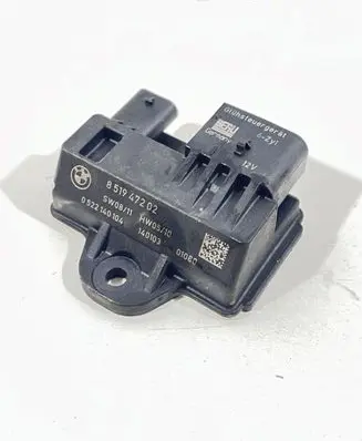 BMW 5 F10 F11 Glow plug pre-heat relay 851947202