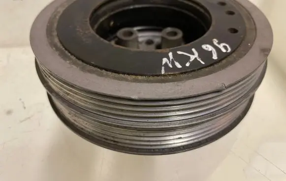 Audi A4 S4 B6 8E 8H Crankshaft pulley 038105243