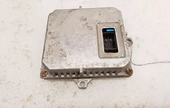 BMW 3 E46 Headlight ballast module Xenon 1307329074