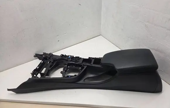 BMW 3 F30 F35 F31 Center console 105015894