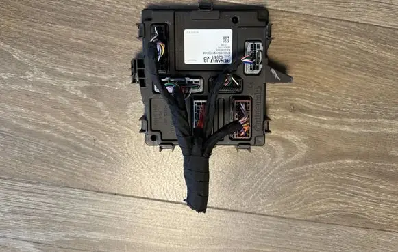 Renault Arkana Other devices 284B29294R