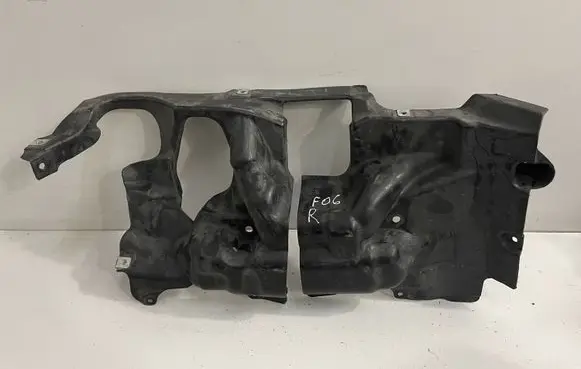 Rear underbody cover/under tray