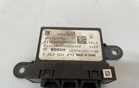 Opel Mokka X Parking PDC control unit/module 39021659