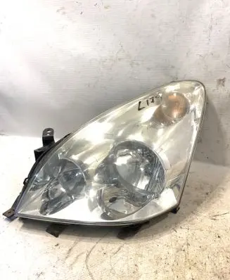 Toyota Corolla Verso AR10 Headlight/headlamp 7357230400
