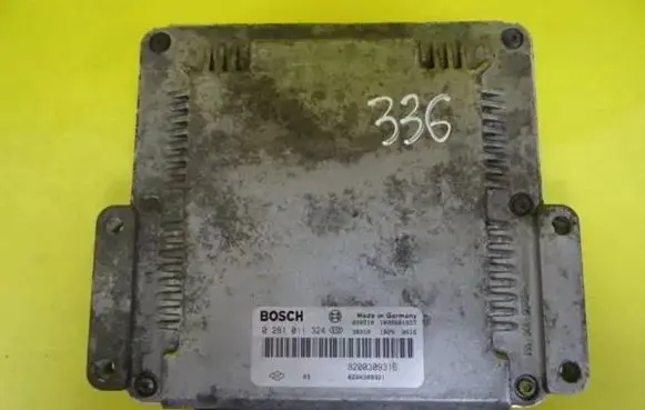 Renault Laguna II Engine control unit/module 0281011324