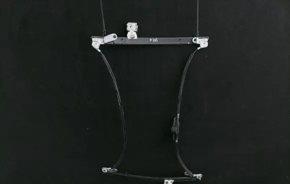 Chrysler Grand Voyager IV Front window lifting mechanism without motor 0489452