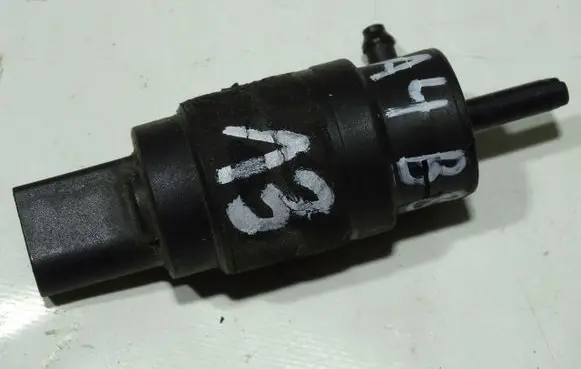 Audi A4 S4 B8 8K Windscreen/windshield washer pump 8K0955647