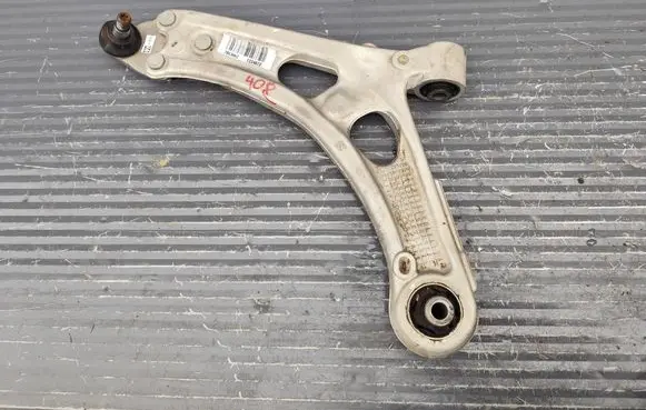 Peugeot 408 P54 Front lower control arm/wishbone 7BCHH2