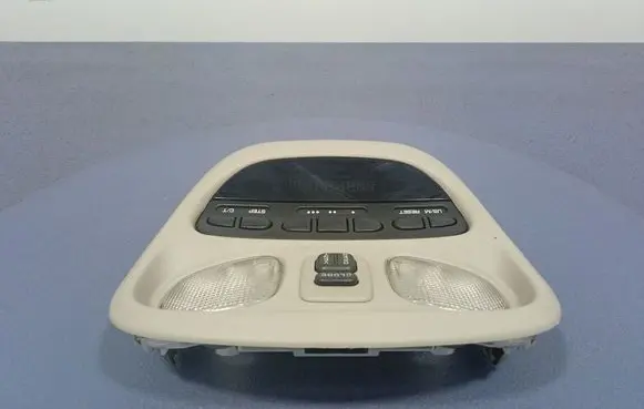 Chrysler 300M Boot/trunk interior light 04760145
