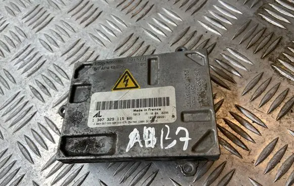 Audi A4 S4 B7 8E 8H Headlight ballast module Xenon 1307329115