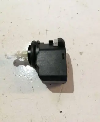 Audi A6 S6 C6 4F Headlight level adjustment motor 