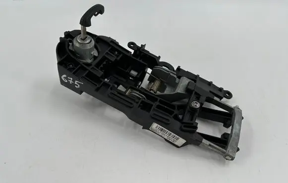 BMW 5 F10 F11 Front door exterior handle/bracket 7265081 51217265081