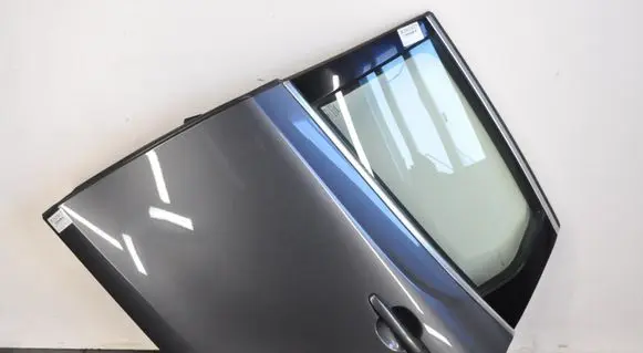 Volvo V40 Rear door 