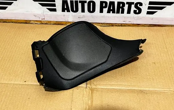 BMW 4 F36 Gran coupe Side speaker trim/cover 7321322