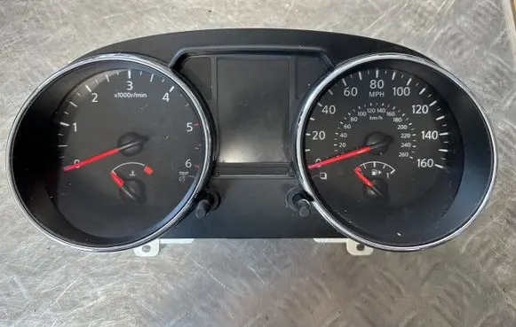 Nissan Qashqai Speedometer (instrument cluster) 24810BR51R