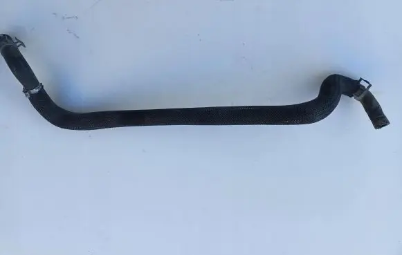 Ford Mustang V Engine coolant pipe/hose