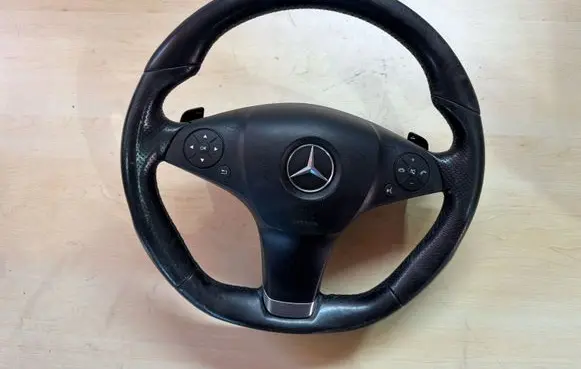 Mercedes-Benz C W204 Steering wheel 