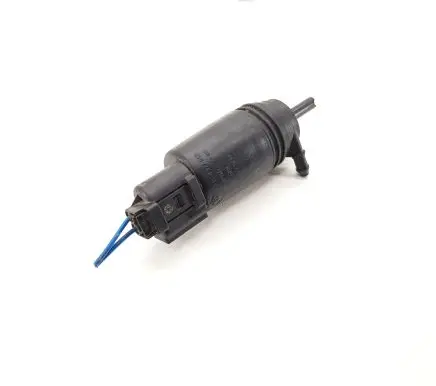 BMW 5 E39 Windscreen/windshield washer pump 67128377612 23557610