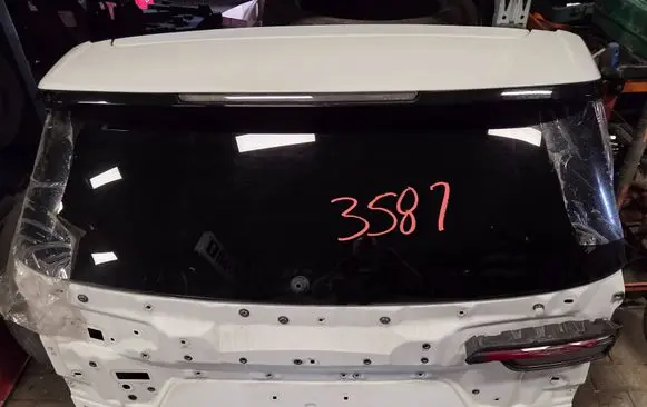 Jeep Grand Cherokee WL Tailgate/trunk/boot lid