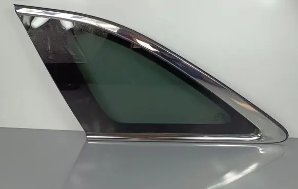 KIA Sorento Rear side window